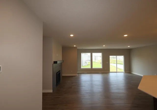 Photo 4 of Single family home for sale at 11646 Harbor Cir N, Maple Grove, MN 55369 | MLS# 7136254 | Listing updated on 2026-09-12