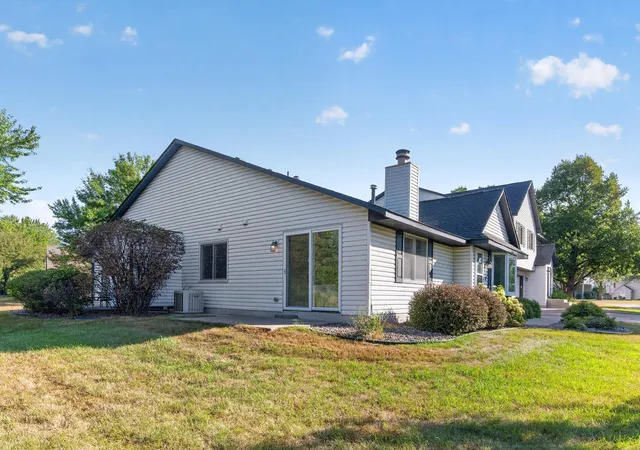 Photo 3 of Single family home for sale at 3630 Gershwin Ln N, Saint Paul, MN 55128 | MLS# 7136350 | Listing updated on 2026-09-15