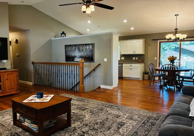 Photo 4 of Single family home for sale at 1960 Willow Ave, Worthington, MN 56187 | MLS# 7136414 | Listing updated on 2026-09-08