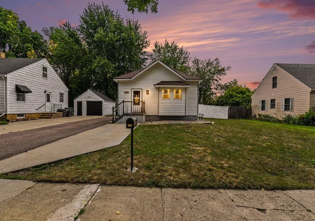 Photo 1 of Sale Pending at 117 S Donaldson St, Luverne, MN 56156 | MLS# 7136443 | Listing updated on 2026-09-11