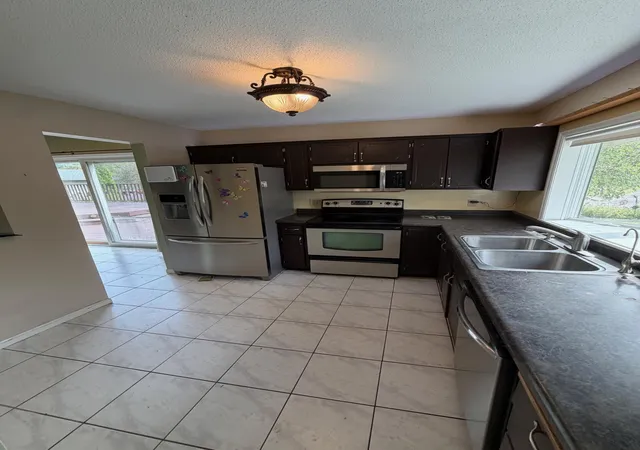 Photo 2 of Single family home for sale at 6546 Upper 22nd St N, Saint Paul, MN 55128 | MLS# 7136525 | Listing updated on 2026-09-11