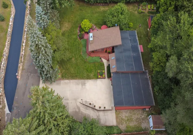 Photo 4 of Single family home for sale at 1690 Woodbury Rd, Newport, MN 55055 | MLS# 7136571 | Listing updated on 2026-10-04
