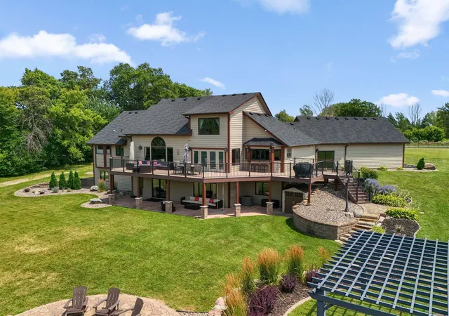 Photo 3 of Single family home for sale at 2400 Jennifer Ln, Shakopee, MN 55379 | MLS# 7136601 | Listing updated on 2026-09-15