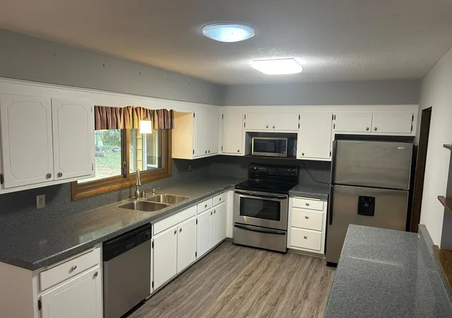 Photo 3 of Single family home for sale at 8514 85th Street S, Cottage Grove, MN 55016 | MLS# 7136644 | Listing updated on 2026-09-14