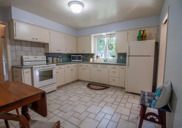 Photo 4 of Single family home for sale at 24514 N Wall Lake Dr, Fergus Falls, MN 56537 | MLS# 7136682 | Listing updated on 2026-09-10