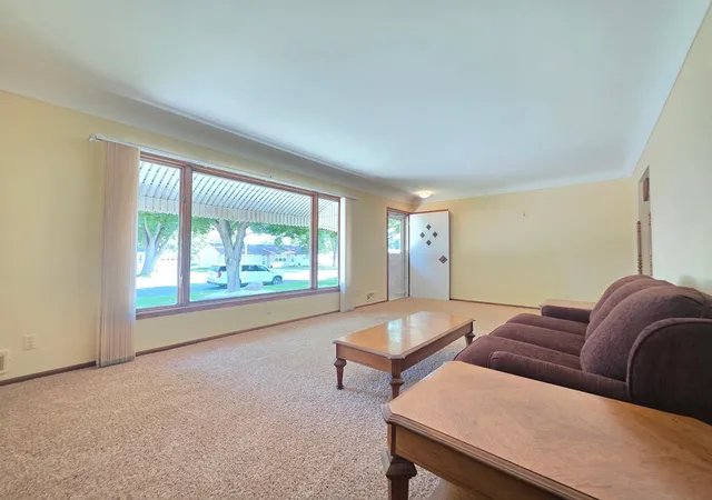 Photo 3 of Single family home for sale at 461 Division St, Gaylord, MN 55334 | MLS# 7136688 | Listing updated on 2026-09-11