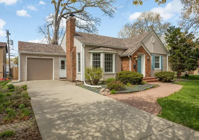 Photo 1 of Sale Pending at 6624 Oliver Ave S, Minneapolis, MN 55423 | MLS# 7136729 | Listing updated on 2026-09-14