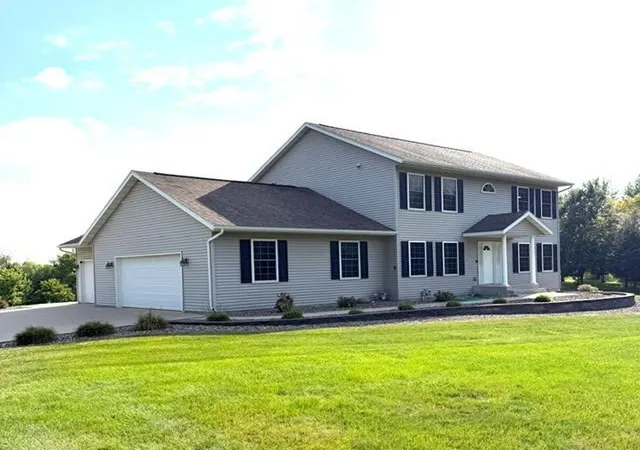 Photo 2 of Single family home for sale at 1617 9th Street W, Albert Lea, MN 56007 | MLS# 7136814 | Listing updated on 2026-09-15