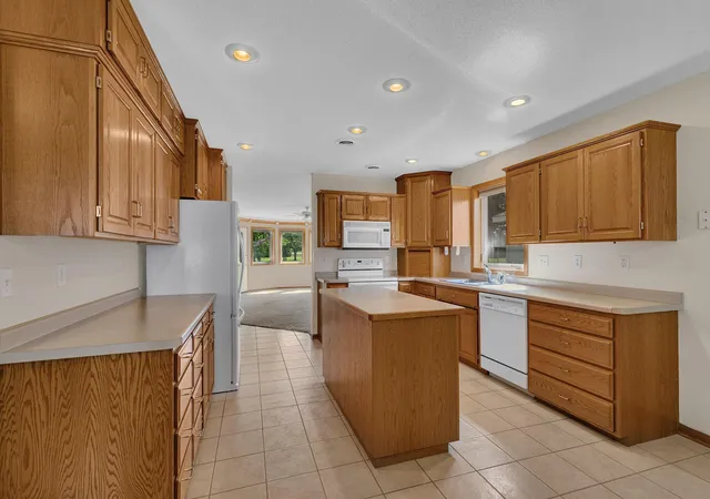 Photo 2 of Sale Pending at 430 41st Avenue S, Saint Cloud, MN 56301 | MLS# 7136818 | Listing updated on 2026-10-07