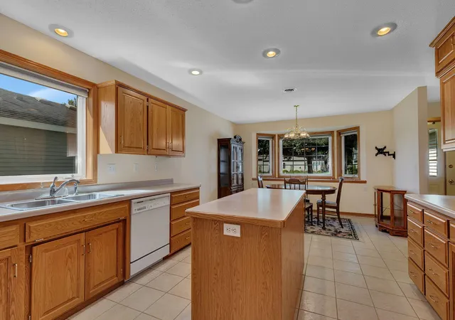 Photo 4 of Sale Pending at 430 41st Avenue S, Saint Cloud, MN 56301 | MLS# 7136818 | Listing updated on 2026-10-07