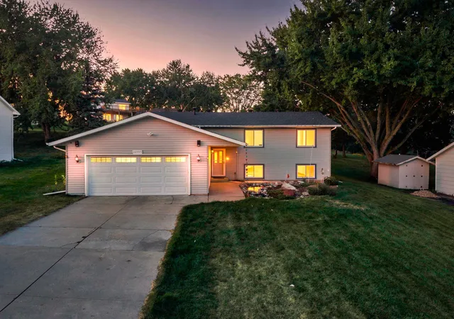 Photo 2 of Single family home for sale at 16995 Gannon Way W, Rosemount, MN 55068 | MLS# 7137108 | Listing updated on 2026-09-13