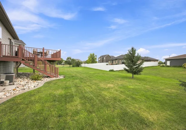 Photo 2 of Single family home for sale at 5004 Loden Ct S, Fargo, ND 58104 | MLS# 7137112 | Listing updated on 2026-09-14