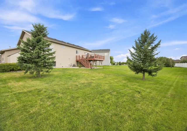 Photo 4 of Sale Pending at 5004 Loden Ct S, Fargo, ND 58104 | MLS# 7137112 | Listing updated on 2026-10-14