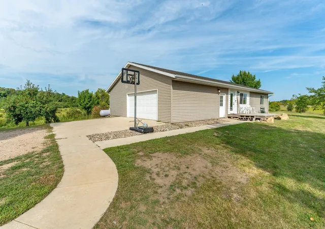 Single family home for sale at 18613 Peninsula Trl, Battle Lake, MN 56515 | MLS# 7137160