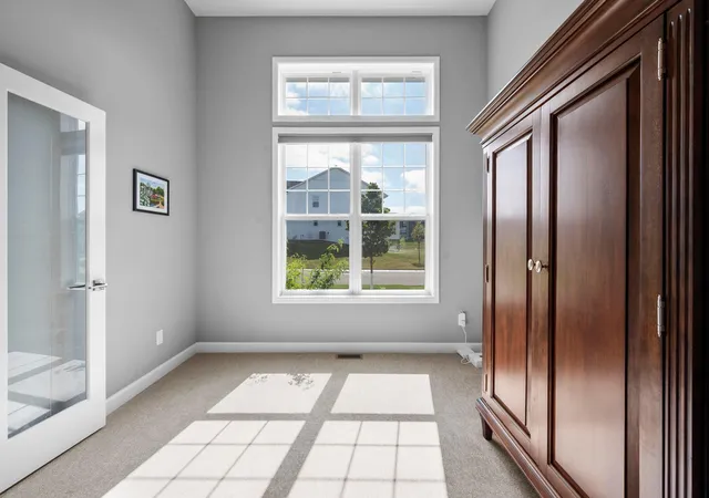 Photo 4 of Single family home for sale at 6797 Coach House Ln, Hamel, MN 55340 | MLS# 7137185 | Listing updated on 2026-09-23