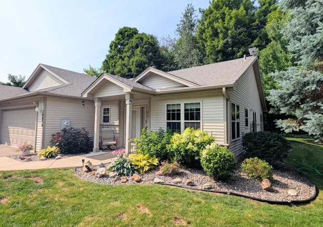 Photo 1 of Sale Pending at 10850 Woodland Dr, Chisago City, MN 55013 | MLS# 7137227 | Listing updated on 2026-09-10