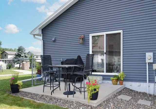 Photo 3 of Sale Pending at 882 115th Avenue Ne, Minneapolis, MN 55434 | MLS# 7137276 | Listing updated on 2026-09-15