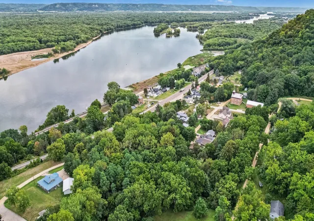 Photo 3 of Single family home for sale at 70583 206th Avenue, Reads Landing, MN 55968 | MLS# 7137385 | Listing updated on 2026-09-11