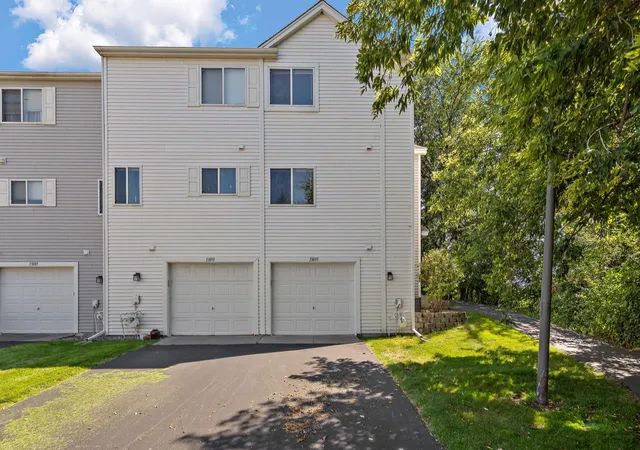 Photo 2 of Single family home for sale at 13093 Crimson Clover Ln, Eden Prairie, MN 55347 | MLS# 7137389 | Listing updated on 2026-09-10