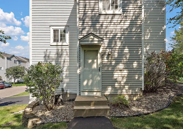 Photo 3 of Single family home for sale at 13093 Crimson Clover Ln, Eden Prairie, MN 55347 | MLS# 7137389 | Listing updated on 2026-09-10