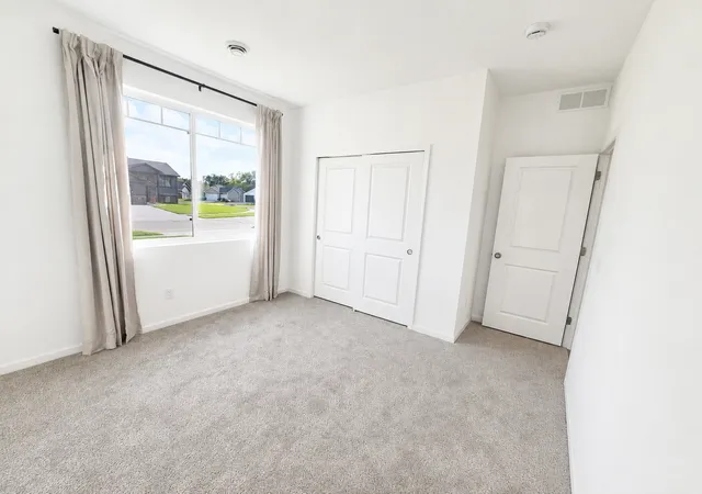 Photo 3 of Single family home for sale at 3625 Meadow Sage Ct Se, Rochester, MN 55904 | MLS# 7137415 | Listing updated on 2026-09-11