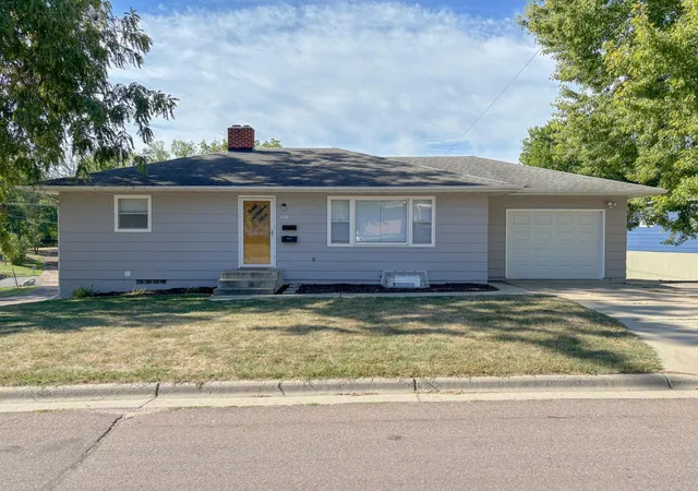Photo 1 of Single family home for sale at 1116 E Mount Faith Ave, Fergus Falls, MN 56537 | MLS# 7137419 | Listing updated on 2026-09-09