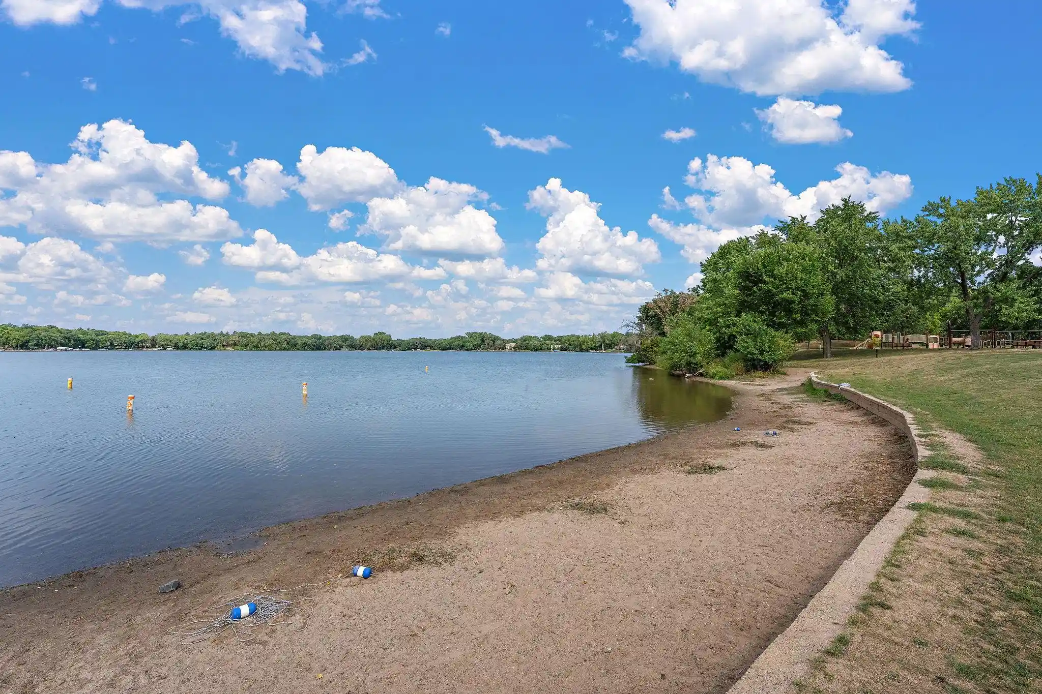 Listing Photo 2 - Condo for sale in 3090 Lexington Ave N located at 3090 Lexington Ave N, Roseville, MN 55113 - Unit #B5
