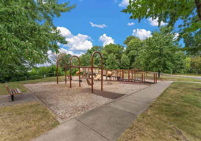 Photo 3 of Sale Pending at 3090 Lexington Ave N #B5, Saint Paul, MN 55113 | MLS# 7137470 | Listing updated on 2026-10-07
