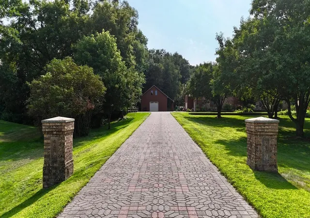 Photo 3 of Single family home for sale at 4457 Farmdale Cir, Saint Augusta, MN 56301 | MLS# 7137510 | Listing updated on 2026-10-09