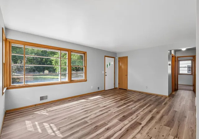 Photo 3 of Single family home for sale at 7200 Cartisian Ave, Minneapolis, MN 55428 | MLS# 7137594 | Listing updated on 2026-09-14