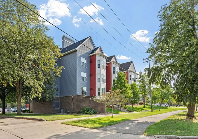 Photo 2 of Condo for sale at 720 3rd Avenue Ne #325, Minneapolis, MN 55413 | MLS# 7137651 | Listing updated on 2026-09-11