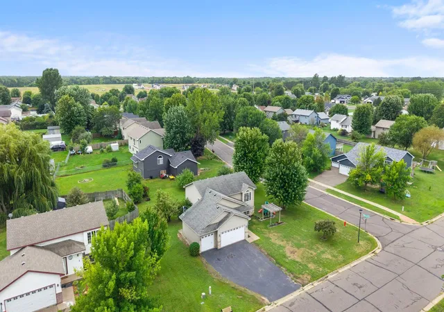 Photo 2 of Single family home for sale at 2033 Joes Lake Rd Se, Cambridge, MN 55008 | MLS# 7137668 | Listing updated on 2026-09-15