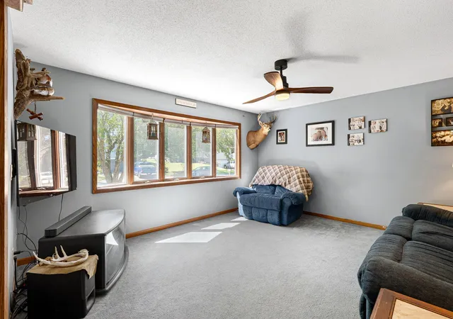 Photo 4 of Single family home for sale at 112 13th Avenue NW, Waseca, MN 56093 | MLS# 7137771 | Listing updated on 2026-09-14