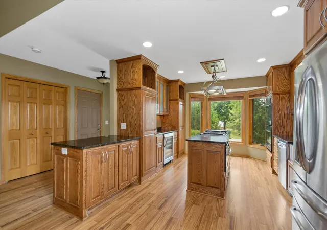 Photo 4 of Single family home for sale at 17388 Jaguar Path, Lakeville, MN 55044 | MLS# 7137800 | Listing updated on 2026-09-11
