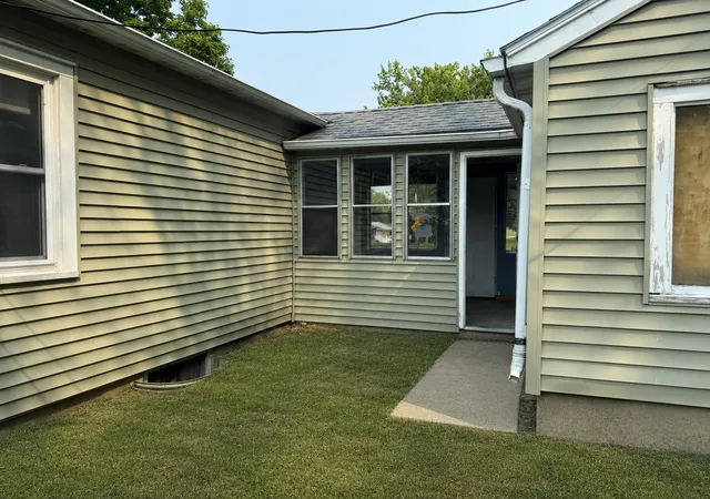 Photo 4 of Sale Pending at 918 Valley Ave, Albert Lea, MN 56007 | MLS# 7137816 | Listing updated on 2026-10-06