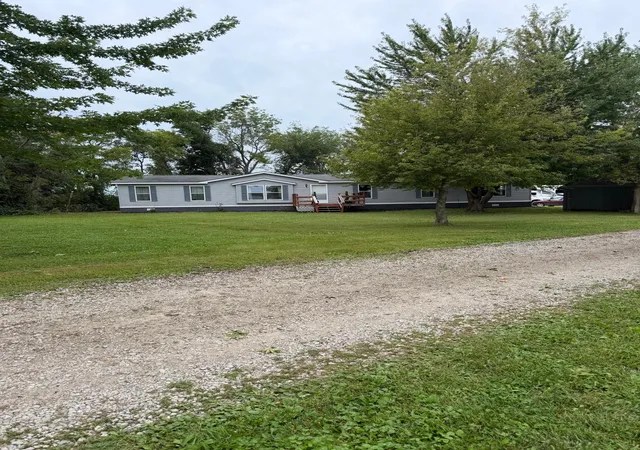 Photo 2 of Single family home for sale at 83036 160th Street, Glenville, MN 56036 | MLS# 7137820 | Listing updated on 2026-10-03