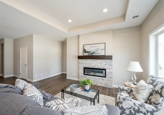 Photo 4 of Single family home for sale at 7803 Bridgewater Ct, Rockford, MN 55373 | MLS# 7137884 | Listing updated on 2026-09-11