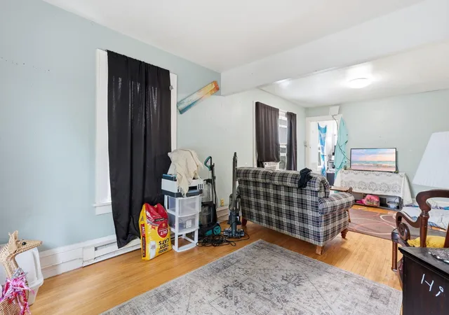 Listing Photo 4 - Condo for sale in building located at 2226 Girard Ave N, Minneapolis, MN 55411