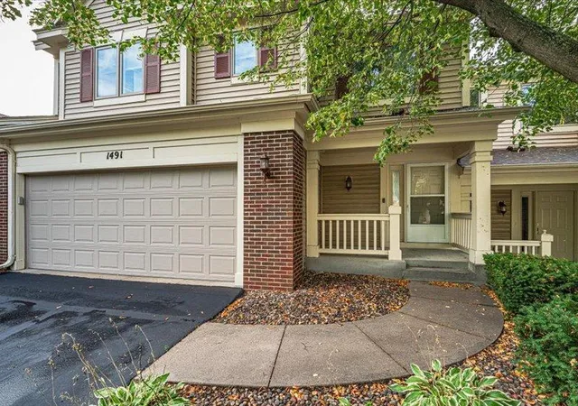 Photo 2 of Single family home for sale at 1491 Summit Shrs Dr, Burnsville, MN 55306 | MLS# 7137892 | Listing updated on 2026-09-11