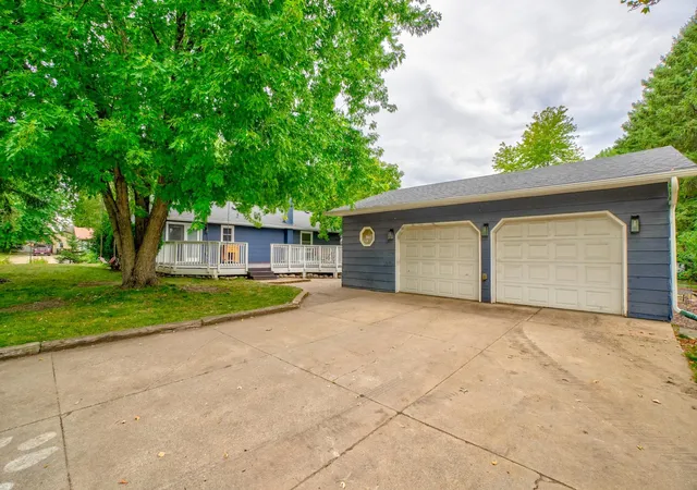 Photo 3 of Single family home for sale at 5783 Upper 183rd St W, Farmington, MN 55024 | MLS# 7138013 | Listing updated on 2026-09-10