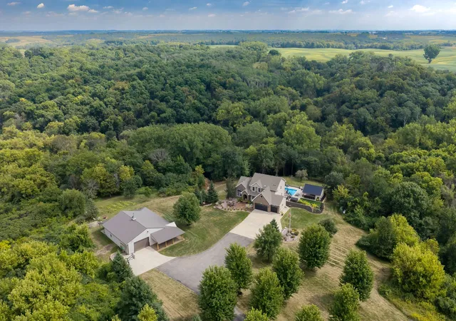 Photo 2 of Single family home for sale at 8494 320th St Way, Cannon Falls, MN 55009 | MLS# 7138054 | Listing updated on 2026-09-11