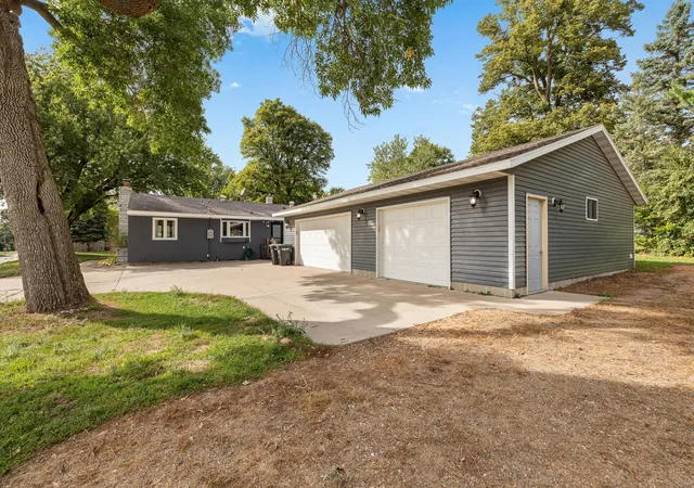 Photo 2 of Single family home for sale at 505 9th Street Se, Little Falls, MN 56345 | MLS# 7138101 | Listing updated on 2026-09-15