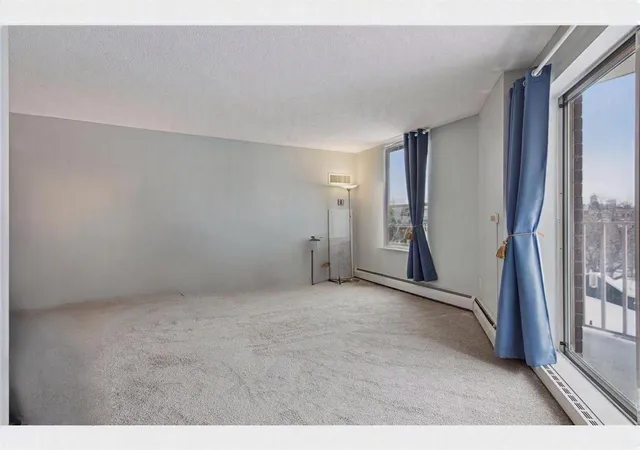 Photo 3 of Condo for sale at 1425 W 28th Street #223, Minneapolis, MN 55408 | MLS# 7138109 | Listing updated on 2026-10-20
