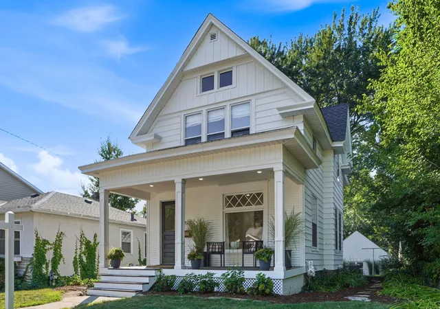 Photo 1 of Sale Pending at 4232 Beard Ave S, Minneapolis, MN 55410 | MLS# 7138133 | Listing updated on 2026-09-19