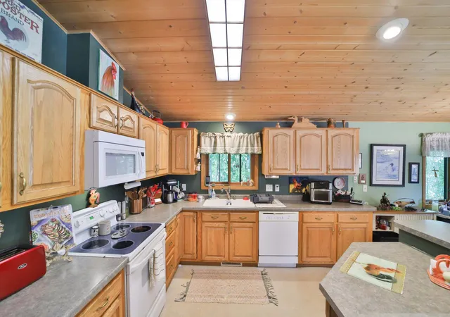 Photo 4 of Single family home for sale at 30801 427th Street, Aitkin, MN 56431 | MLS# 7138174 | Listing updated on 2026-09-10