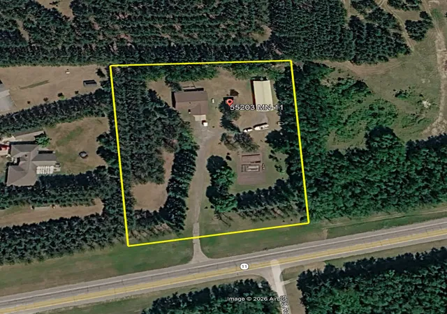 Photo 4 of Single family home for sale at 55203 State Hwy 11, Warroad, MN 56763 | MLS# 7138260 | Listing updated on 2026-09-08