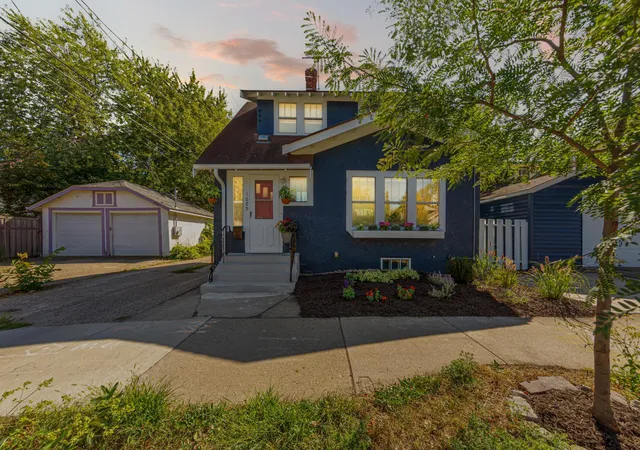 Photo 3 of Single family home for sale at 1009 E 42nd Street, Minneapolis, MN 55407 | MLS# 7138267 | Listing updated on 2026-09-15