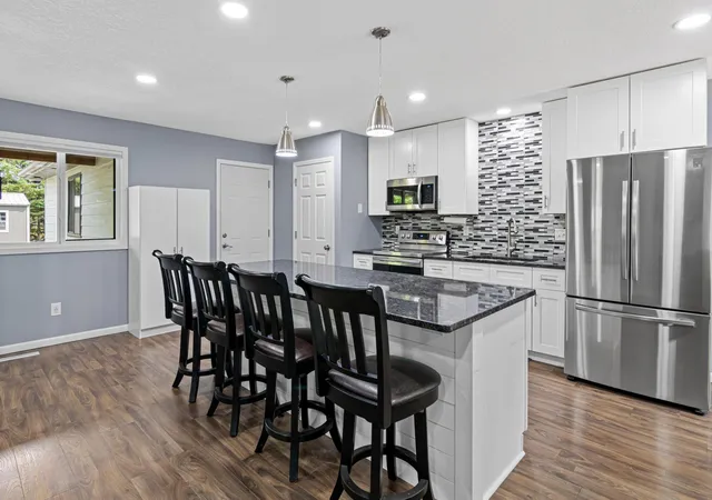 Photo 3 of Sale Pending at 21914 E Bethel Blvd Ne, Cedar, MN 55011 | MLS# 7138294 | Listing updated on 2026-09-14