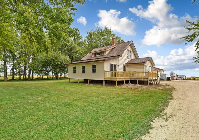 Photo 3 of Single family home for sale at 25115 Lamb Ave, Kenyon, MN 55946 | MLS# 7138314 | Listing updated on 2026-09-15