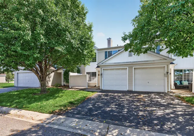 Photo 3 of Single family home for sale at 14756 Excelsior Ln #15, Saint Paul, MN 55124 | MLS# 7138330 | Listing updated on 2026-09-15